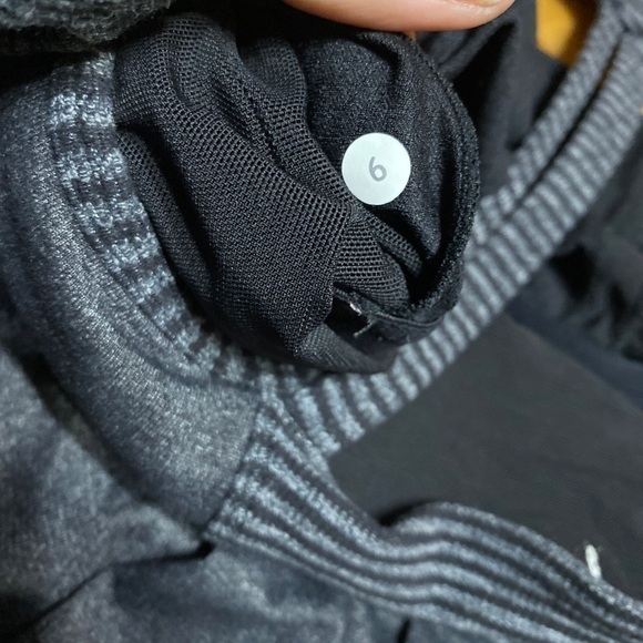 lululemon Power Technique Tank- W1894S Size 6 - Picture 8 of 10